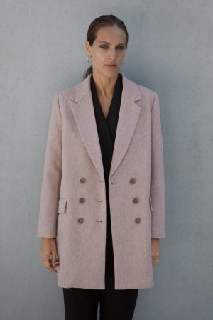 ZWEIREIHIGER MANTEL MIT KNÖPFEN