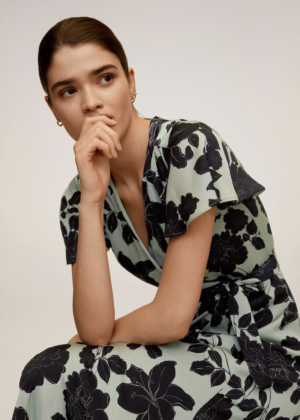 Langes Kleid mit Relief-Blumen