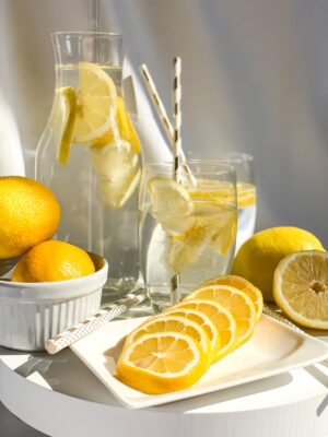 Zitronenwasser: Das Getränk bewirkt wahre Wunder!